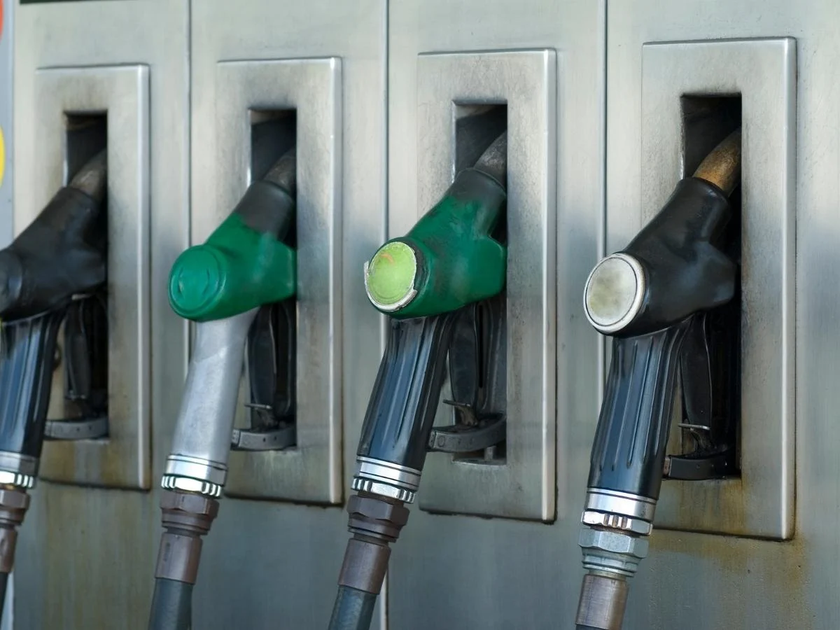 La rebaja de los combustibles tendrá un coste para el Estado de 1.420 millones, según los técnicos de Hacienda