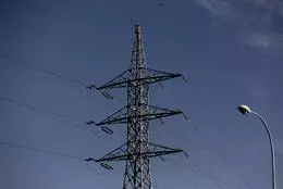 Archivo - Una torre eléctrica, a 12 de noviembre de 2021, en Madrid, (España). - Eduardo Parra - Europa Press - Archivo