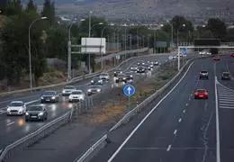 Una fila de vehículos en la carretera A3 desde el kilómetro 19, el último día de la Operación ‘Retorno del verano’, a 28 de agosto de 2022, en Madrid (España). - Gustavo Valiente - Europa Press