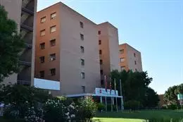 Archivo – Fachada principal del Hospital Universitario Príncipe de Asturias, en Alcalá de Henares. – HOSPITAL PRÍNCIPE DE ASTURIAS – Archivo