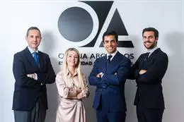 Archivo - Juango Ospina, Beatriz Uriarte, Alvaro Bernad y Juan Antonio García Jabaloy - OSPINA ABOGADOS