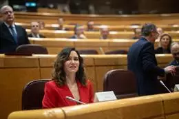La presidenta de la Comunidad de Madrid, Isabel Díaz Ayuso, asiste a la Comisión General de las CCAA del Senado – EUROPA PRESS – ALEJANDRO MARTÍNEZ